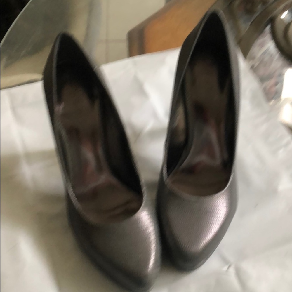 Nine West Grey7m heels